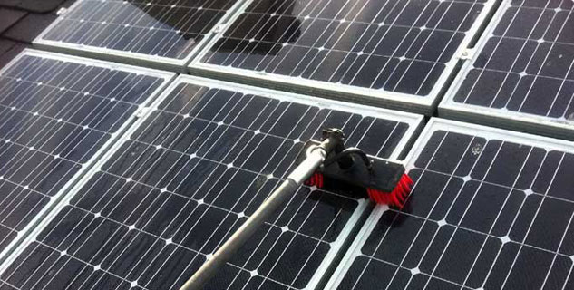 solar panel cleaning services